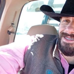 Meet your Posher, Travis